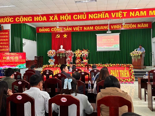 z7403876028895_26b9f33fadd3bc9b3a883ee8f595cde6